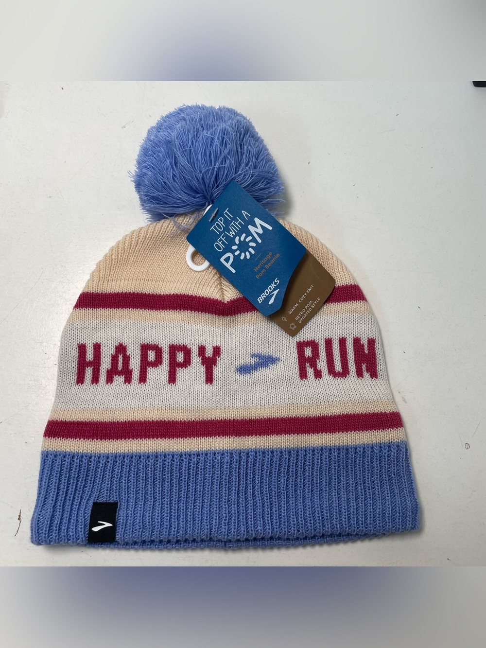NEW Brooks Running Cap Pom Pom Beanie Unisex Cabincore